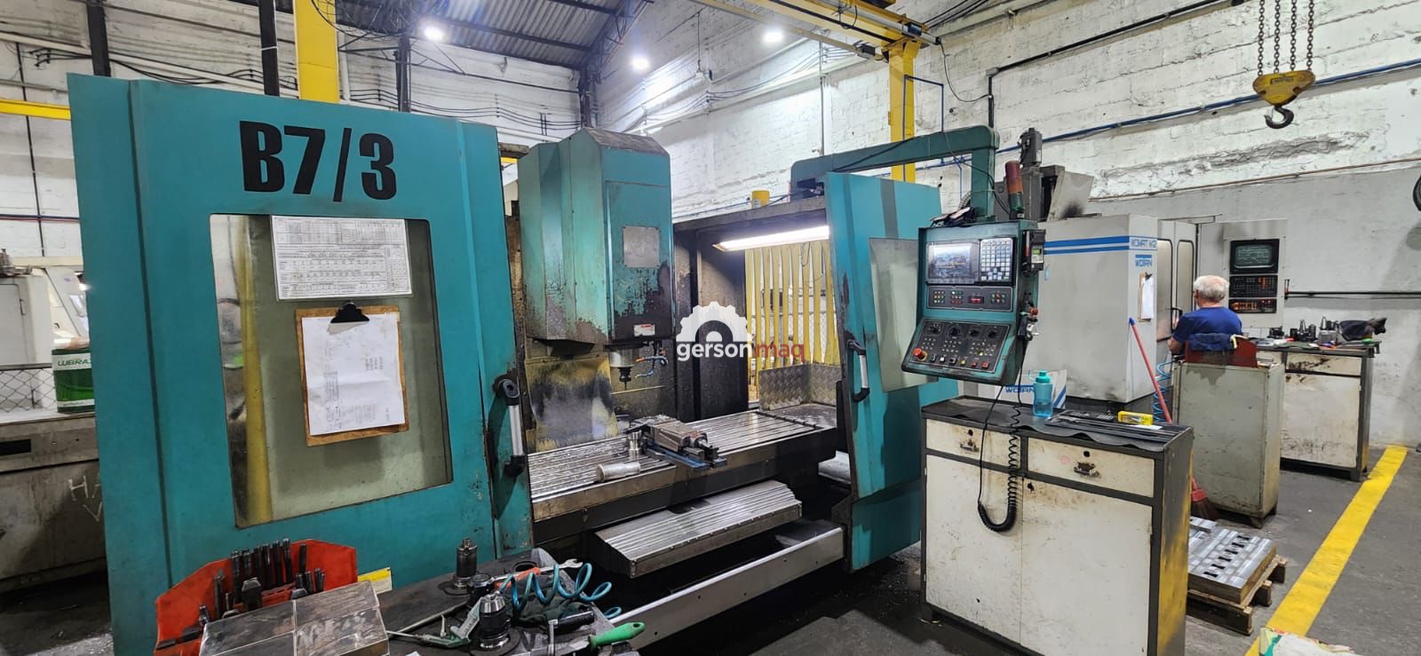 FRESADORA CNC SINITRON B7 – 1500 X 750 X 750MM – ANO 2008